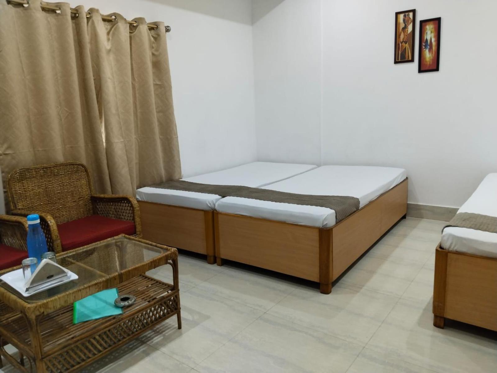 The Executive Inn Guwahati Buitenkant foto