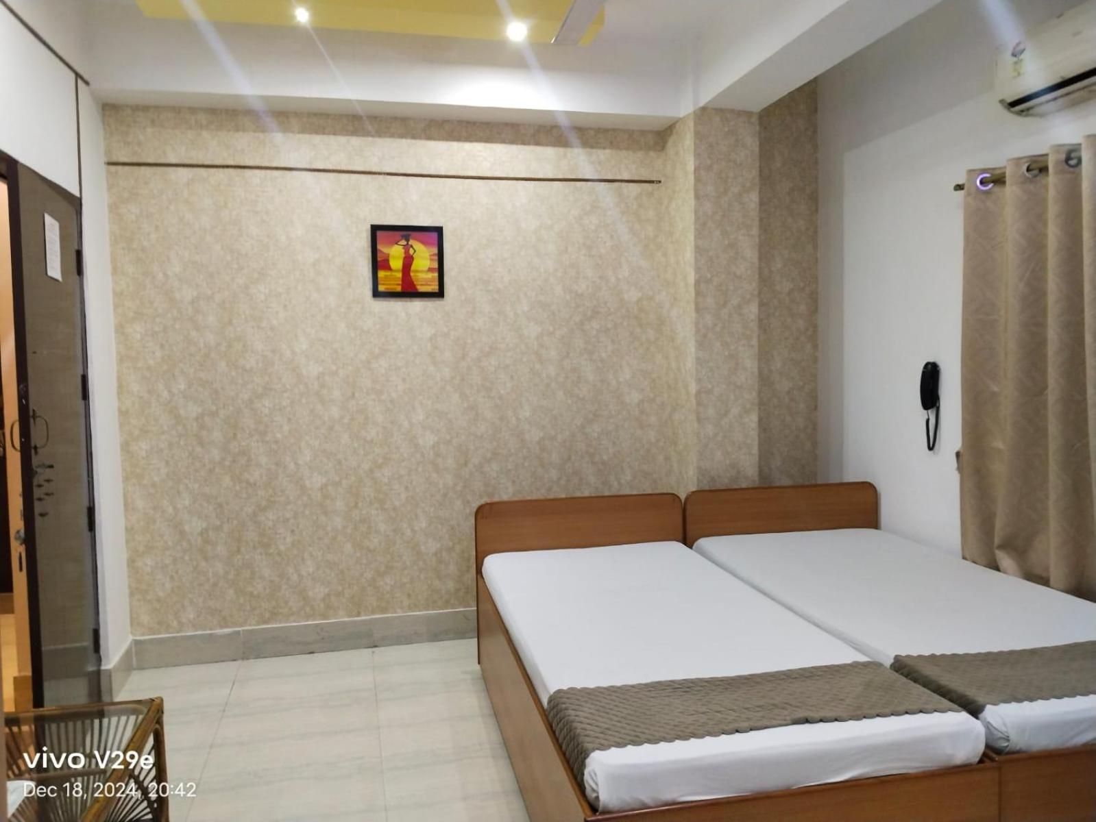 The Executive Inn Guwahati Buitenkant foto